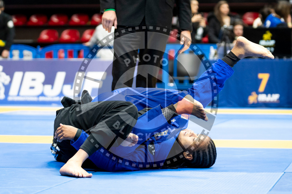 20240121PBB5065 | Fighters compete during the second day of the IBJJF European Championship in Paris, France, on January 21, 2024.