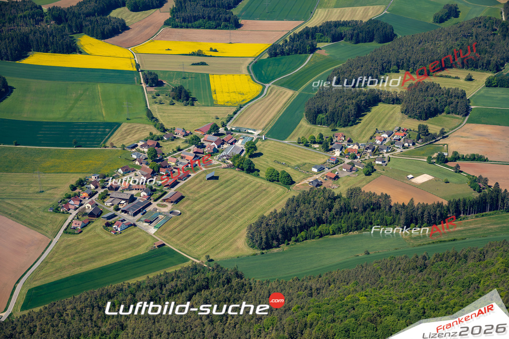 Ehringsfeld Ursensollen Bild- Das Luftbild wurde 2025 vom UL-Flugzeug heraus erstellt ( keine Drohne ) - Hochauflösende Luftaufnahme -Nicht vergleichbar mit Google Maps oder Satelittenbilder- Die Geschenkidee !Mit Lizenz und Bildrechte bestellbar