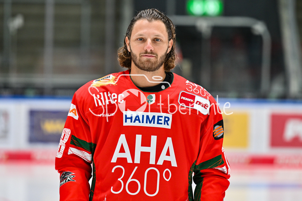 Augsburger Panther 2025/26 | im Bild Anthony LOUIS (Augsburger Panther #18) / Einzelfoto / Freisteller / Media Day Augsburger Panther: Curt-Frenzel Stadion am 06.08.2025