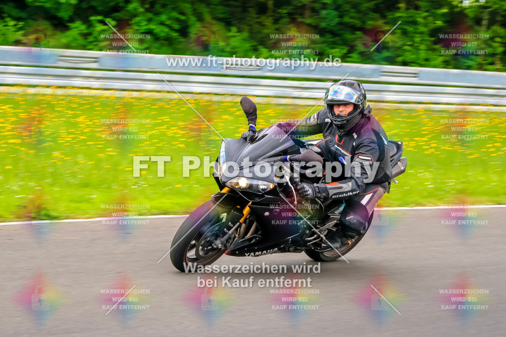 VBK-7138 | Hier findet Ihr Bilder von Touristenfahrten auf der Nürburgring Nordschleife oder von anderen Veranstaltungen die ich besucht habe. Viel Spass beim Durch Schauen 