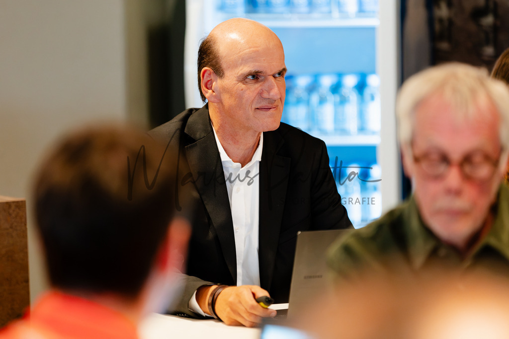 20260702-kreisfußballkonferenz-0036 | Das ist die Fotodatenbank für authentische Sportfotografie aus Münster: Markus Paletta fotografiert Teams, Sportler:innen, Kinder, Events & Unternehmen. - Realisiert mit Pictrs.com