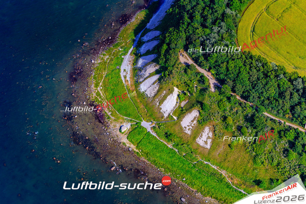 Die Luftbildaufnahme Siebenschneiderstein - Putgarten wurde 2018 mittels Flugzeug (keine Drohne) erstellt. Perfekte Schärfe und Druck- Auflösung- Garantiert!