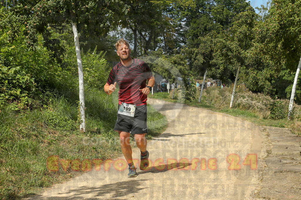 250824_1308_EX1_1512 | Sportfotografie im Rhein-Sieg Kreis, Köln, Bonn, NRW, Rheinland Pfalz, Hessen, etc. Unser Tätigkeitsfeld umfasst den Laufsport vom Volkslauf über den Marathon, Duathlon, Triathon bis zum Ultralauf wie Kölnpfad Ultra oder Schindertrail.