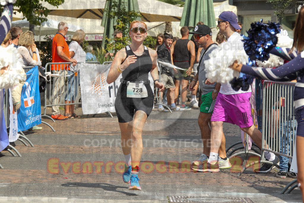 250824_1502_EV4_2586 | Sportfotografie im Rhein-Sieg Kreis, Köln, Bonn, NRW, Rheinland Pfalz, Hessen, etc. Unser Tätigkeitsfeld umfasst den Laufsport vom Volkslauf über den Marathon, Duathlon, Triathon bis zum Ultralauf wie Kölnpfad Ultra oder Schindertrail.