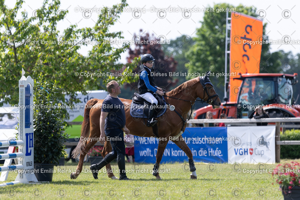 CL5A2004 | Emilia Reinking Fotografie - Realisiert mit Pictrs.com