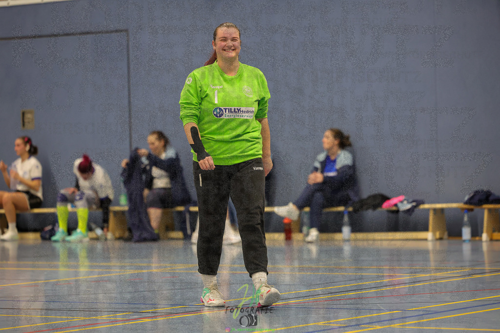 Frauen 2. Bezirksklasse, SG Rechtenbach - HSG Kleenheim/Langgöns III | Frauen 2. Bezirksklasse, SG Rechtenbach - HSG Kleenheim/Langgöns III am 16.11.2024 in Rechtenbach (Sporthalle Rechtenbach)Photo © 2024 - Jörg Heinrich - Realisiert mit Pictrs.com