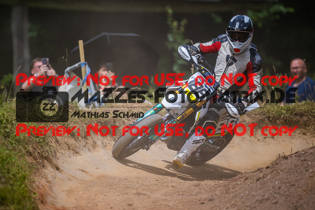 MaZZes_FotoMatrix_220618_3849 | S4