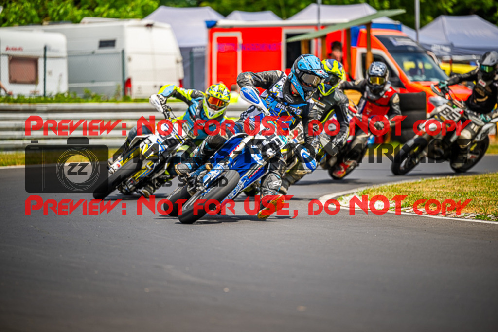 MaZZes_FotoMatrix_230702_1555 | S4