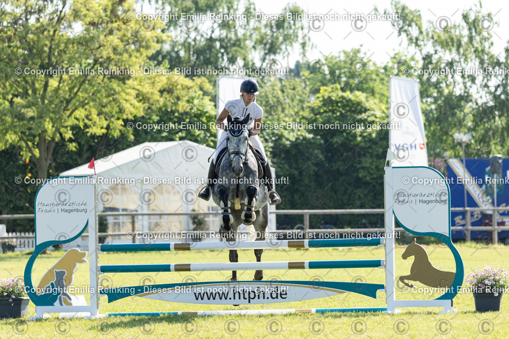 CL5A8125 | Emilia Reinking Fotografie - Realisiert mit Pictrs.com