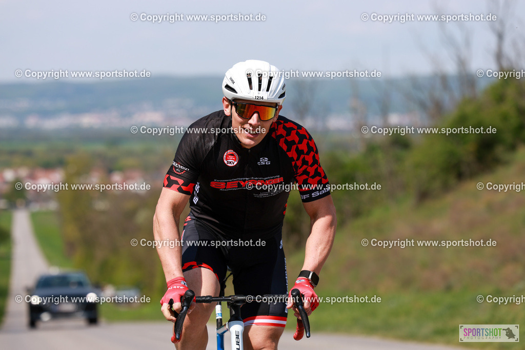 200_AR6_9433 | Neusiedlersee Radmarathon 2026@sportshot_your_pictrs #yourpictures#roadtowm2029 #nrm #neusiedlerseeradmarathon #neusiedlersee #neusiedlerseetourismus #burgenland #mörbisch #nrm26 #burgenlandtourismus #voglundco #poweredbyburgenlandtourismus #radsport #rad #marathon #ucigranfondo #visitburgenland #ucigranfondoworldseries