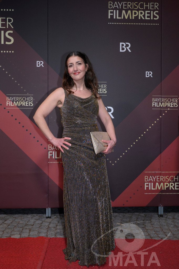 _DWI4757 | Gonca de Haas bei der Verleihung des 47. Bayerischen Filmpreises 2026  im Prinzregententheater. München, Deutschland. Der Bayerische Filmpreis wird seit 1979 von der Bayerischen Staatsregierung verliehen, um die Bedeutung des Kinofilms als Kulturgut herauszustellen - Realisiert mit Pictrs.com