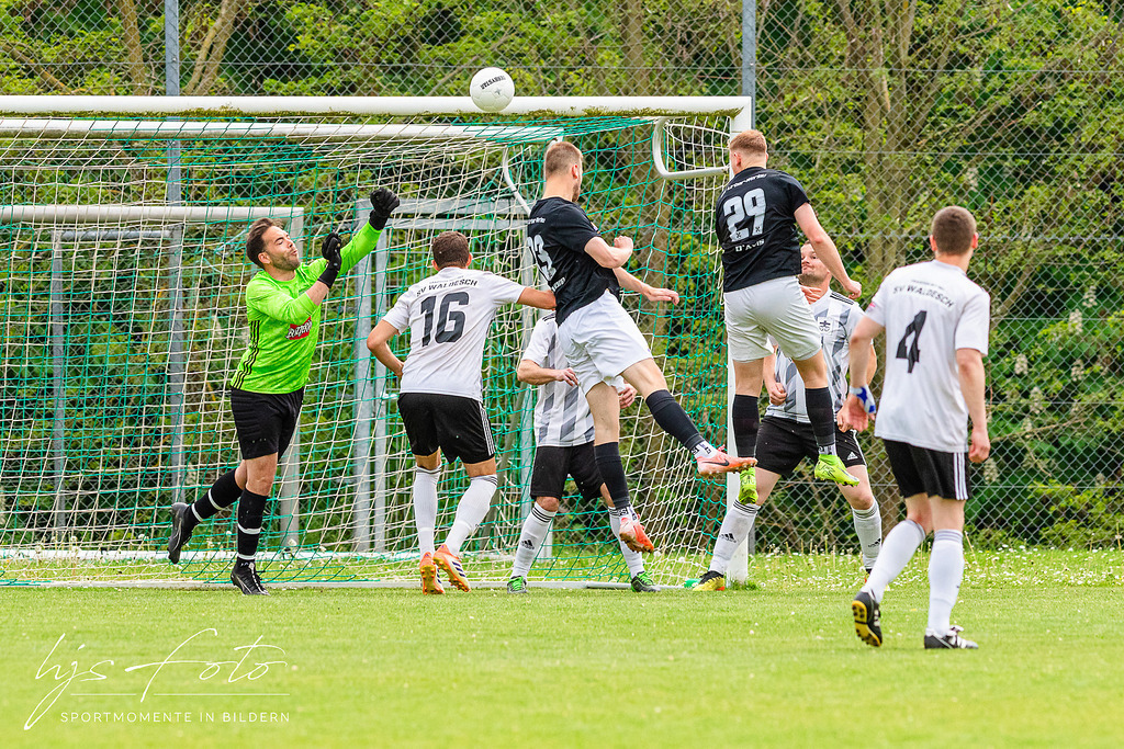 SV Waldesch - SG Urbar-2 | Sportfotografie Hermann-Josef Stoffel - Realisiert mit Pictrs.com