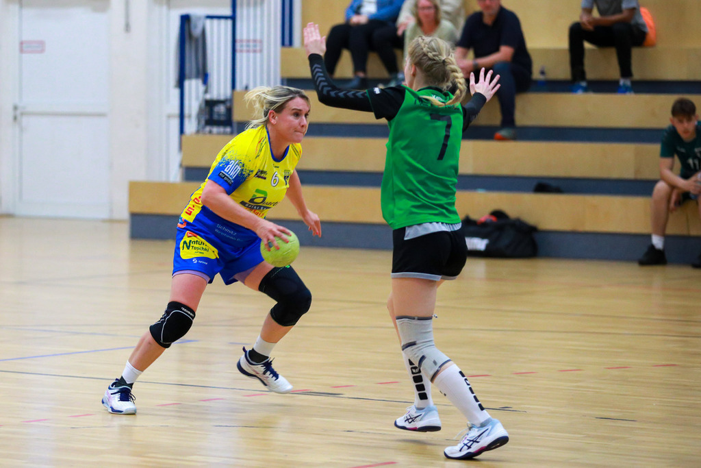 HcTvRhedeII_SvNeukirchen_150924_055 | Bildergalerie von Sport-Ereignissen aber auch von weiteren spannenden Dingen - nicht nur vom Niederrhein. In Anlehnung an den bekannten Spruch von Hanns Dieter Hüsch heißt das Motto: "Niederrhein ist überall".  - Realisiert mit Pictrs.com