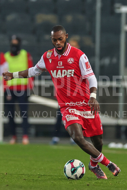 Austrian Bundesliga: Grazer AK 1902 vs LASK | GRAZ, AUSTRIA, 13.DEC.25 - SOCCER - ADMIRAL Bundesliga, Grazer AK 1902 vs LASK. The image shows Sadik Fofana (GAK).