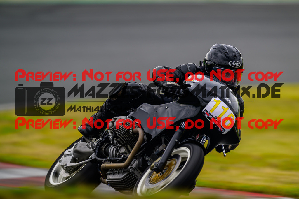 MaZZes_FotoMatrix_240724_6007705_6251 | GELB