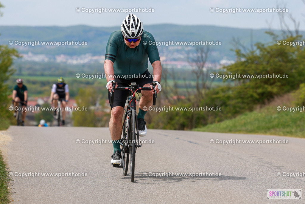 896_AR6_1843 | Neusiedlersee Radmarathon 2026@sportshot_your_pictrs #yourpictures#roadtowm2029 #nrm #neusiedlerseeradmarathon #neusiedlersee #neusiedlerseetourismus #burgenland #mörbisch #nrm26 #burgenlandtourismus #voglundco #poweredbyburgenlandtourismus #radsport #rad #marathon #ucigranfondo #visitburgenland #ucigranfondoworldseries