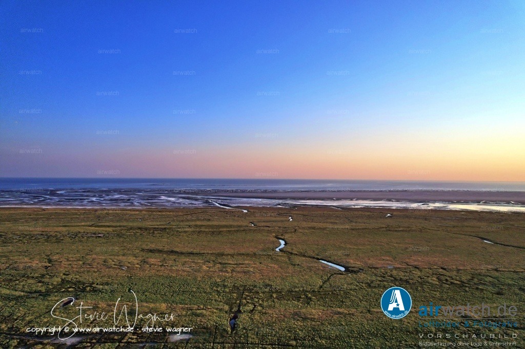 St.Peter-Ording - Boehl | Entdecken Sie atemberaubende Luftbilder und Fotografien auf airwatch.de - Tauchen Sie ein in eine Welt voller faszinierender Aufnahmen aus der Vogelperspektive.