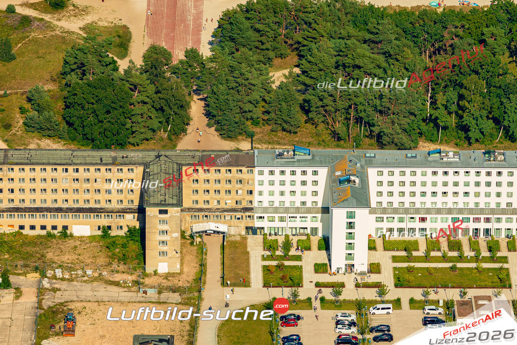 Binz Bild- Das Luftbild wurde 2025 vom UL-Flugzeug heraus erstellt ( keine Drohne bzw. Drohnenaufnahme ) - Hochauflösende Luftaufnahme -Nicht vergleichbar mit Google Maps oder Satelittenbilder- Die Geschenkidee !Mit Lizenz und Bildrechte bestellbar - CC
