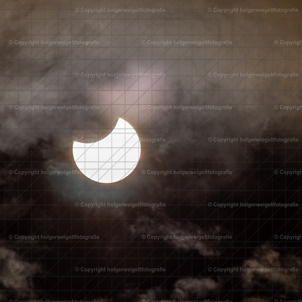 Sonnenfinsternis | vom 25.10.2022 - Realisiert mit Pictrs.com