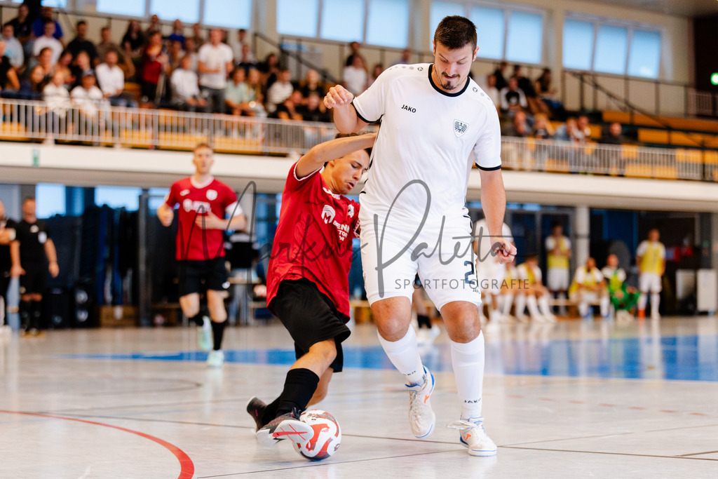 Futsal-Bundesliga, Saison 2025/2026, 2. Spieltag: SC Preußen Münster - FC Liria Futsal Berlin | Futsal-Bundesliga, Saison 2025/2026, 2. Spieltag, SC Preußen Münster empfängt FC Liria Berlin in der Universitäts-Sporthalle in Münster. Foto: sportfotografie.ms | Markus Paletta - Realisiert mit Pictrs.com