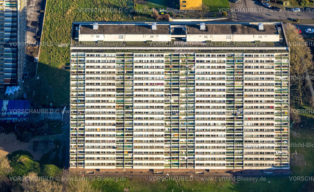 Duisburg241202306-2 | Luftbild, Die Weißen Riesen Hochhäuser Wohnpark Hochheide, Hochhaus-Wohnsiedlung, Fesnter und Balkone, Formen und Farben, Hochheide, Duisburg, Ruhrgebiet, Nordrhein-Westfalen, Deutschland