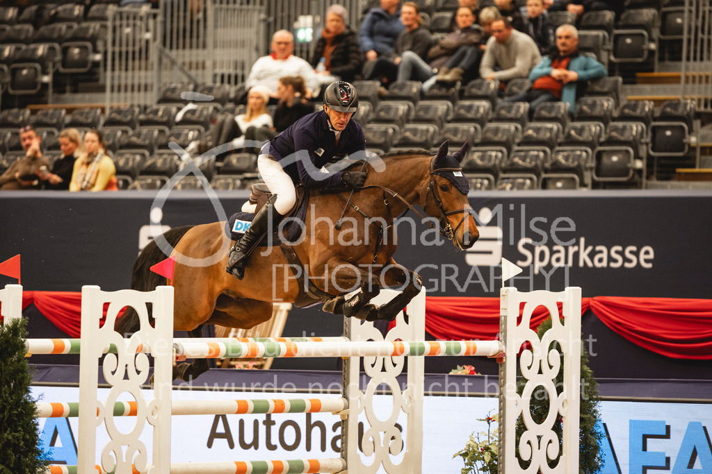 240118_Leipzig_CSI5-118 | Deine schönsten Turniermomente als professionelle Fotos! Entdecke hochwertige Pferdesport-Fotografie im Online-Shop. Jetzt Fotos finden & bestellen!