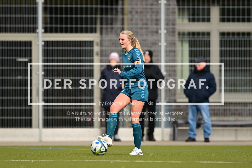 Fußball I Frauen I Saison 2024-2025 I Oberliga I 16. Spieltag I SC Alstertal-Langenhorn - GW Eimsbüttel I 23560 | Der Sportfotograf. - Realisiert mit Pictrs.com