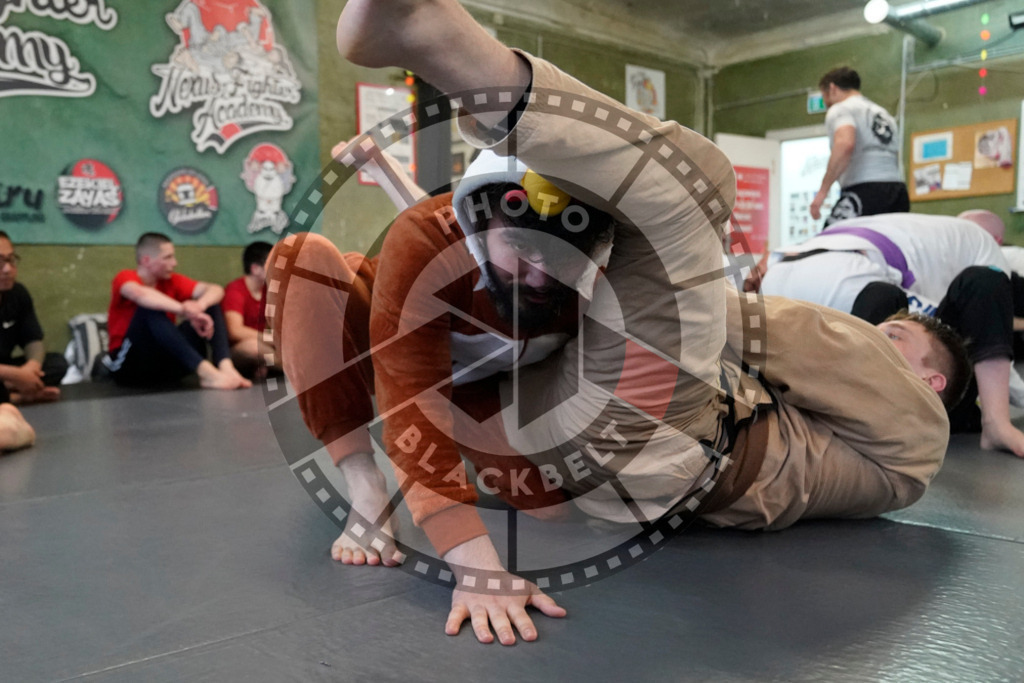 20240413PBB7440 | Fighters compete during the Grapplethon 24hours of rolling for a reason in Hamburg, Germany, on April 13, 2024.