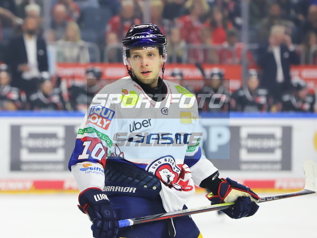 Lean Bergmann - EBB | Lean Bergmann - EBB - Realisiert mit Pictrs.com