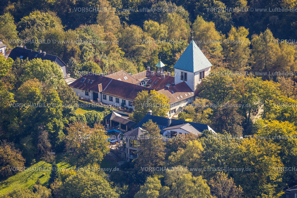 Witten241000439 | Luftbild, Klosterkirche und Kloster der Karmelitinnen im Wald, Turmglocke, Auf der Klippe, Witten, Ruhrgebiet, Nordrhein-Westfalen, Deutschland