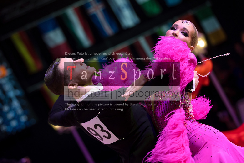20241215_WDSF_Int_Open_Std-Riga-8845 | Tanzsportbilder, Standardtanz, Lateintanz, WDSF, DTV, LTVB, dancecomp, goc, hessen tanzt, blaues band der spree, walzer, tango, wiener walzer, slowfox, quickstepp, samba, rumba, cha-cha-cha, paso doble. jive, hd-kroft photography, turniertanzsport