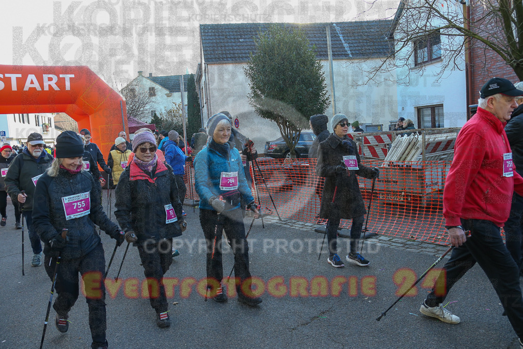 241201_1030_EX1_8235 | Sportfotografie im Rhein-Sieg Kreis, Köln, Bonn, NRW, Rheinland Pfalz, Hessen, etc. Unser Tätigkeitsfeld umfasst den Laufsport vom Volkslauf über den Marathon, Duathlon, Triathon bis zum Ultralauf wie Kölnpfad Ultra oder Schindertrail.