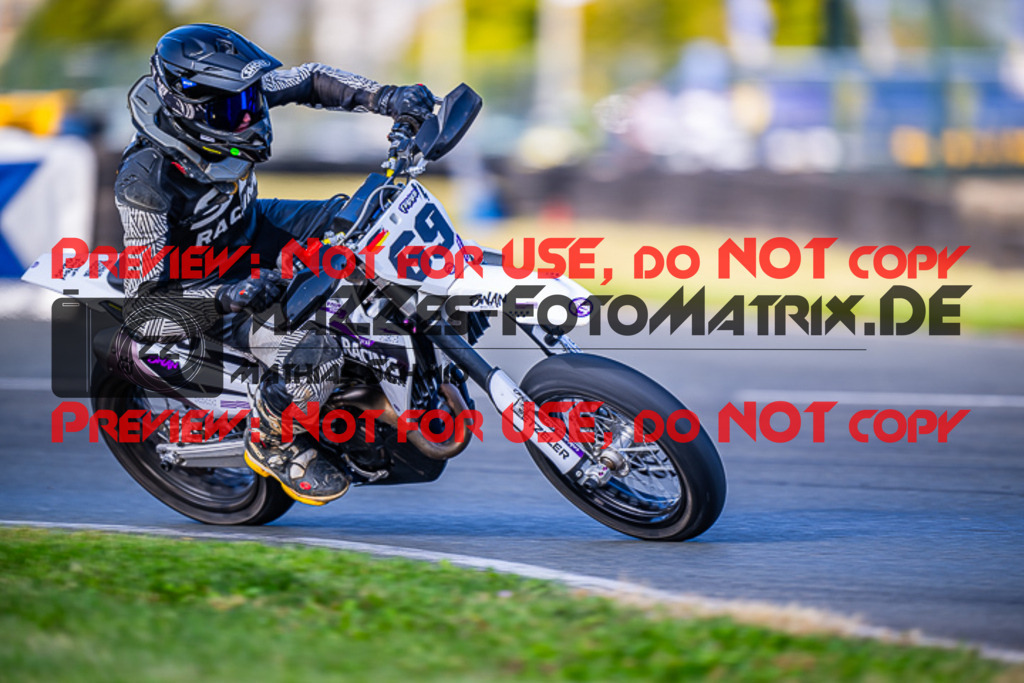 MaZZes_FotoMatrix_230930_4286 | S4