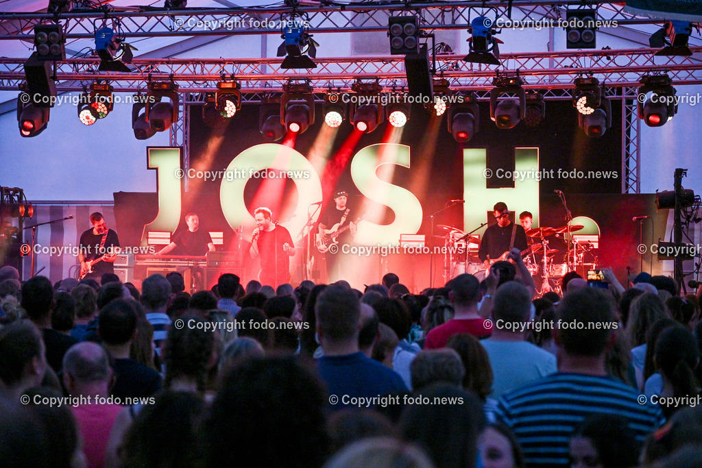 Schloss Eggenberg Josh_ 24.06.2023-41 | 24.06.2023, Eggenberg, AUT, Brauereifest 2023, im Bild Josh in Concert auf Schloss Eggenberg