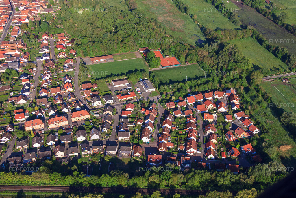Luftbild: Nachtweider aus Osten in Winden im Bundesland Rheinland-Pfalz in Deutschland.Foto: IMG_64766.jpg vom 04.05.2014 durch Werner Riehm/FLY-FOTO.deAuflösung des Originals: 4752 x 3168 px