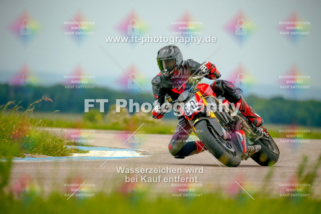 _MOT1998 | Hier findet Ihr Bilder von Touristenfahrten auf der Nürburgring Nordschleife oder von anderen Veranstaltungen die ich besucht habe. Viel Spass beim Durch Schauen 