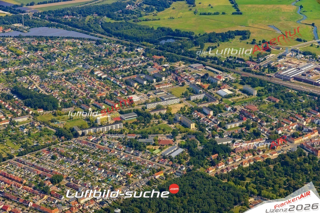 Dr Salvador Allende Straße Wittenberge Bild- Das Luftbild wurde 2025 vom UL-Flugzeug heraus erstellt ( keine Drohne bzw. Drohnenaufnahme ) - Hochauflösende Luftaufnahme -Nicht vergleichbar mit Google Maps oder Satelittenbilder- Die Geschenkidee !Mit Lizenz und Bildrechte bestellbar - CC
