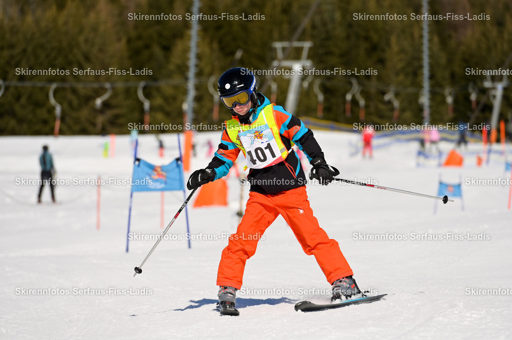 SRF_27.02.2026_239 | Skirennfotos,Serfaus,Fiss,Ladis,Kinderskirennen,Winter,Tirol,Oberland,skirace,SFL,feelfree,weil wir's genießen,ski,Ski,skifahren,Sonnenplateau, - Realisiert mit Pictrs.com