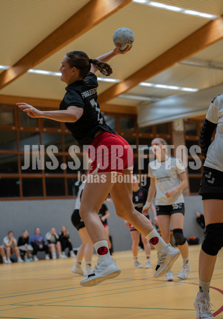 Handball I Frauen I Saison 2025-2026 I Landesliga HR West I 10. Spieltag I TuS Frisia Goldenstedt - SV Falke Steinfeld I 358 | jns.sportfotos - Realisiert mit Pictrs.com