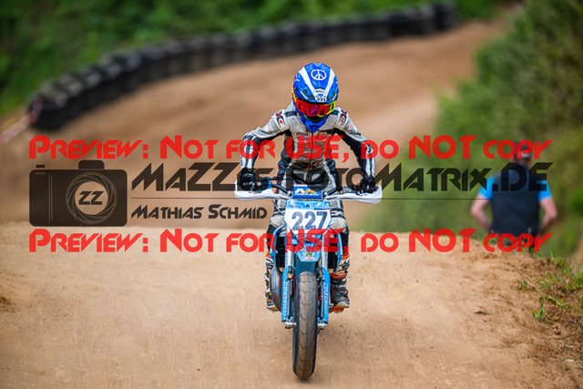 MaZZes_FotoMatrix_220528_8443 | Fotograf Mathias Schmid
Sportfotograf,
Eventfotograf,
Hochzeitsfotograf,
Portraitfotograf