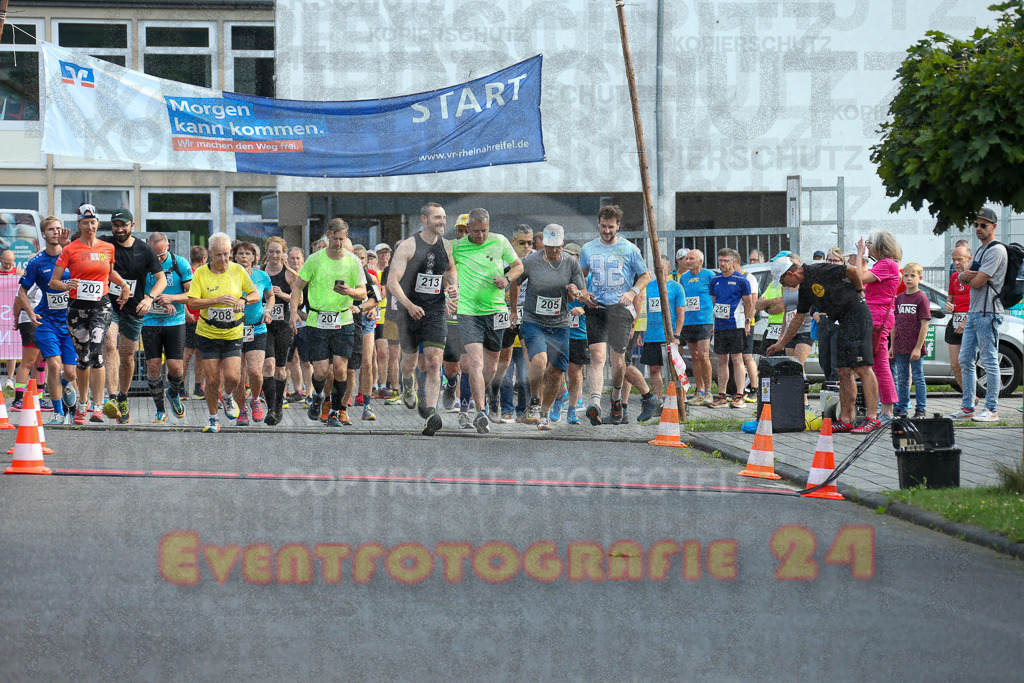 250801_1809_EX1_6430 | Sportfotografie im Rhein-Sieg Kreis, Köln, Bonn, NRW, Rheinland Pfalz, Hessen, etc. Unser Tätigkeitsfeld umfasst den Laufsport vom Volkslauf über den Marathon, Duathlon, Triathon bis zum Ultralauf wie Kölnpfad Ultra oder Schindertrail.