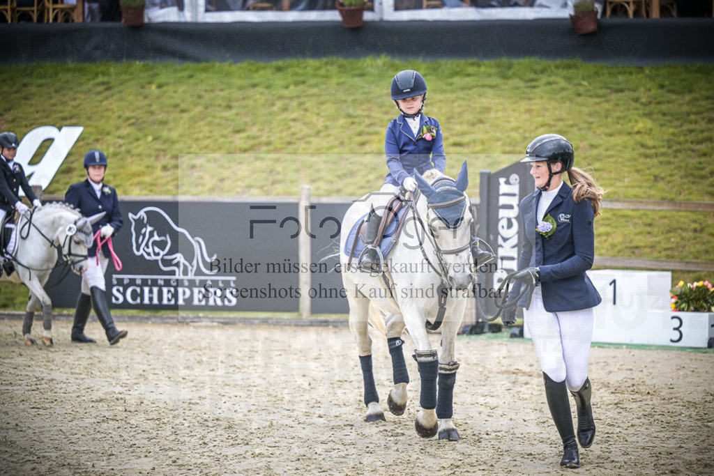 DOS_0264 | Entdecke hochwertige Reitturnierfotos von Foto Oger. Professionell, emotional und authentisch – jetzt Lieblingsmomente im Shop bestellen.Deutschlandweite Turnierfotografie. - Realisiert mit Pictrs.com