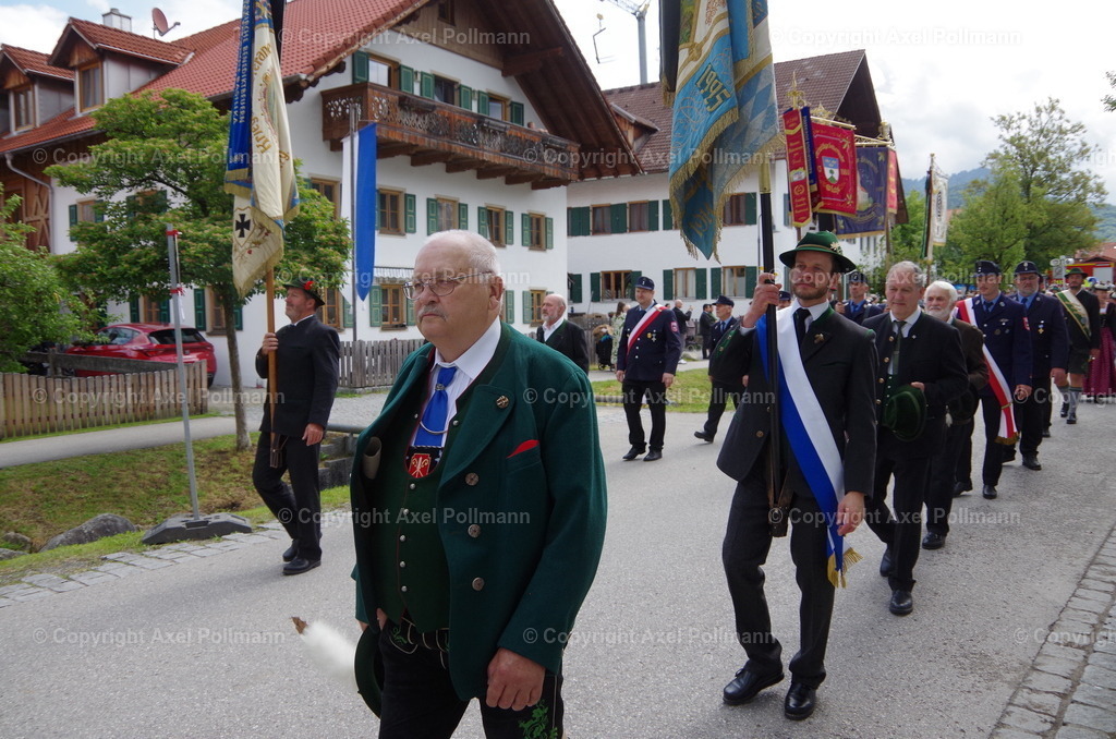 IMGP6551 | fotografiert von Axel PollmannLeonhardi Wallfahrt Benediktbeuern und Murnau, Fronleichnam, Fasching, Landschaft im Loisachtal und Benediktbeuern  - Realisiert mit Pictrs.com