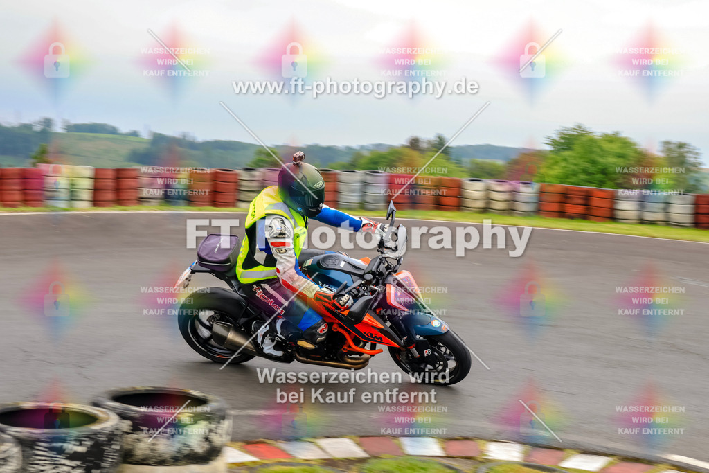 OBK-5535 | Hier findet Ihr Bilder von Touristenfahrten auf der Nürburgring Nordschleife oder von anderen Veranstaltungen die ich besucht habe. Viel Spass beim Durch Schauen 