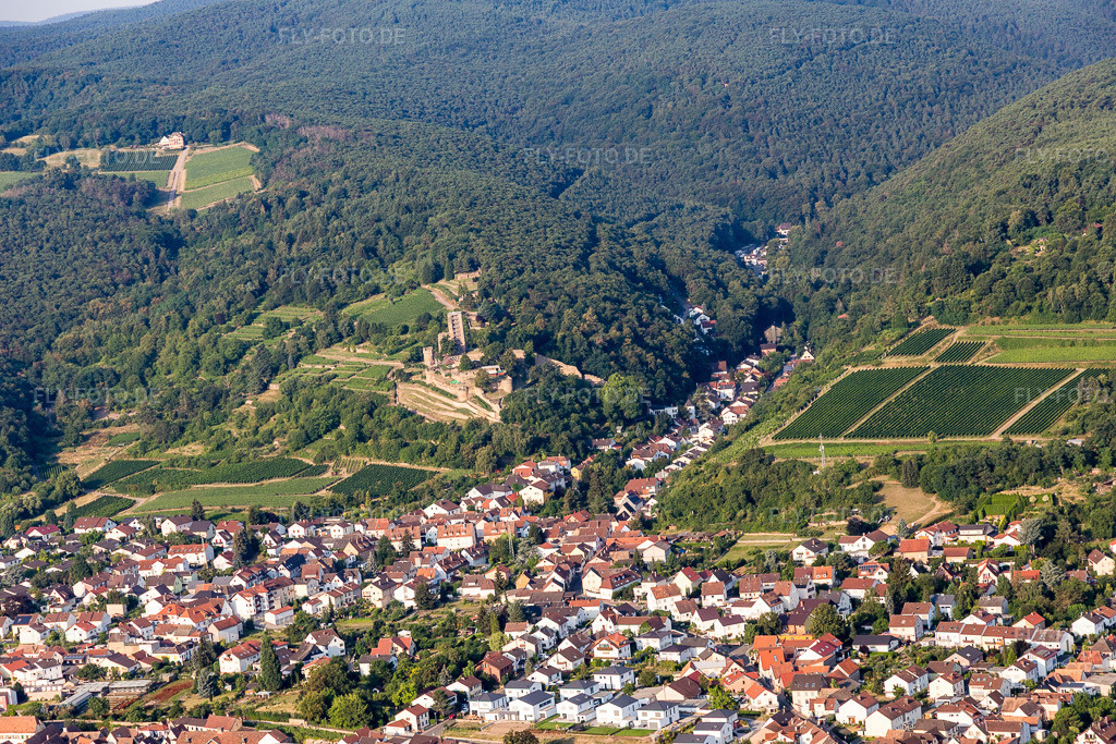 Luftbild: Ehemalige Burganlage Wachtenburg (Ruine 
