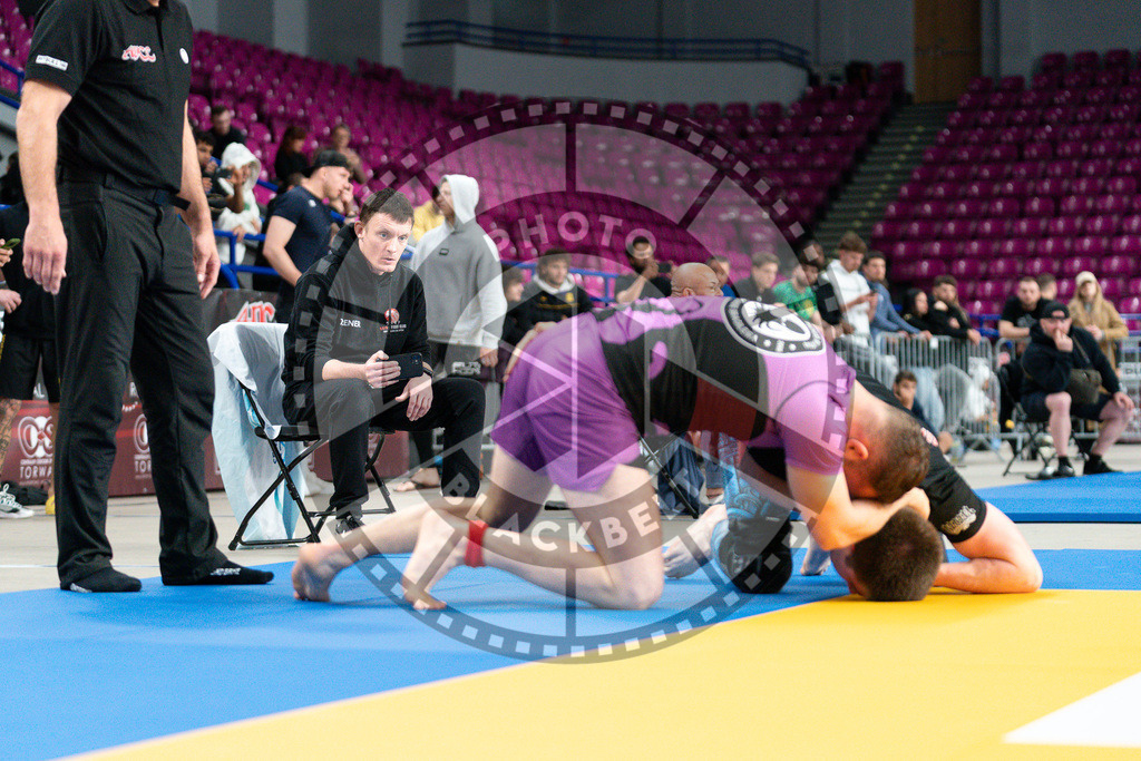 20250517PBB3785 | Athletes compete during the first day of the ADCC Amateur World Championship on May 15, 2025 in Warsaw, Poland. © Chiara Dazi / photoblackbelt