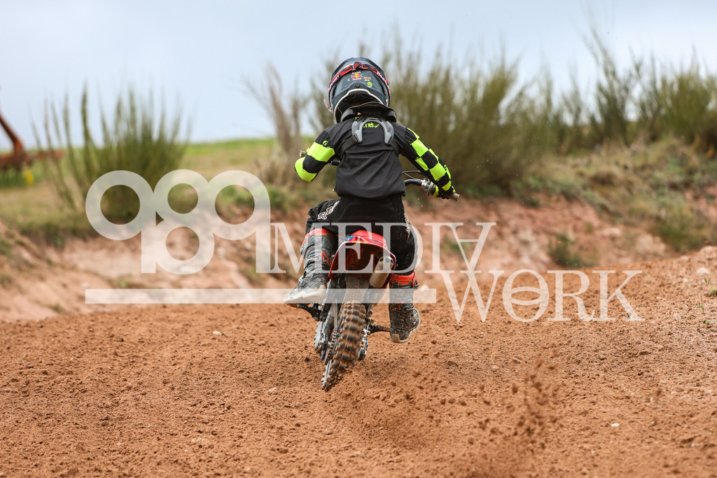 5E6A8627 | 989 MEDIAWORK