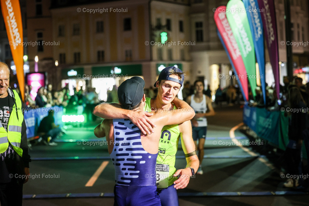 A-BINDER_20240926_0128 | Linz  AUSTRIA,26.Sept..2024 -Night Run Linz, Image shows Photo: Sportmediapics.com/ Manfred Binder