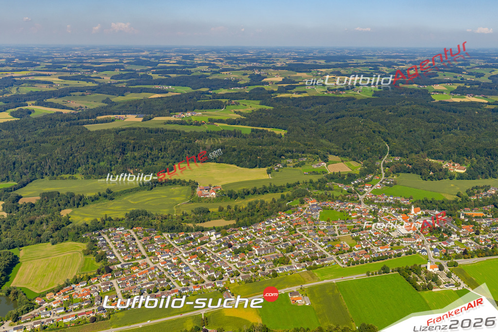 Das Luftbild zeigt :  Winhöring - Die Luftaufnahme wurde 2024 vom UL-Flugzeug aus erstellt ( keine Drohne ) - Hochauflösende Luftaufnahme - Für grossformatige Ausdrucke geeignet. Die Geschenkidee !Mit Lizenz und Bildrechte bestellbar