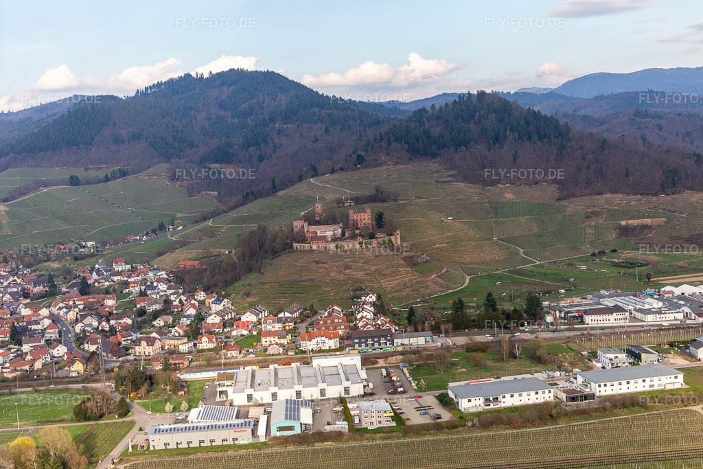 Luftbild: Schloß Ortenberg in Ortenberg im Bundesland Baden-Württemberg in Deutschland. Foto: IMG_120246.jpg vom 17.03.2020 durch Werner Riehm/FLY-FOTO.de